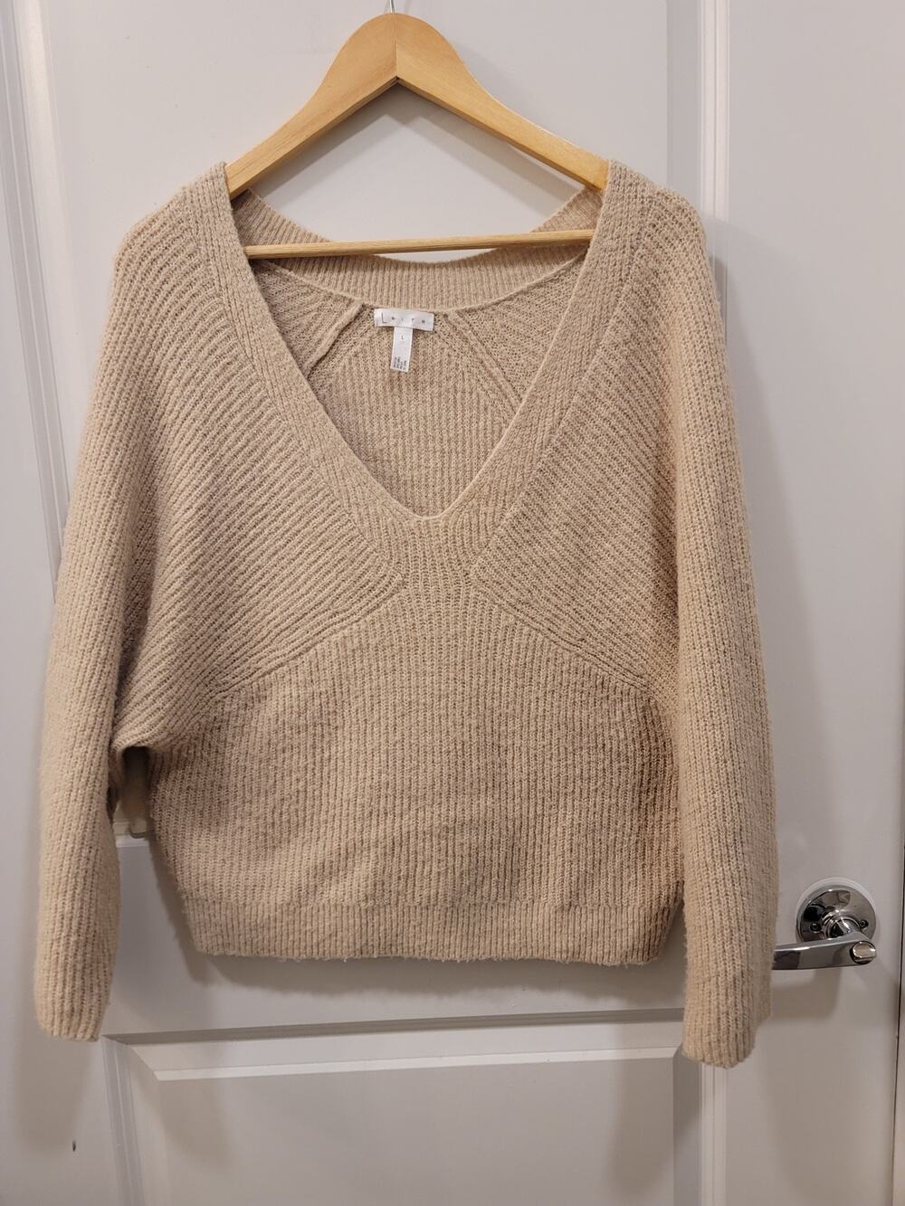 Leith Cropped Vneck sweater